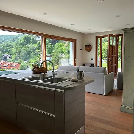 Bellagio View Rosabella With Swimming-pool דירה *