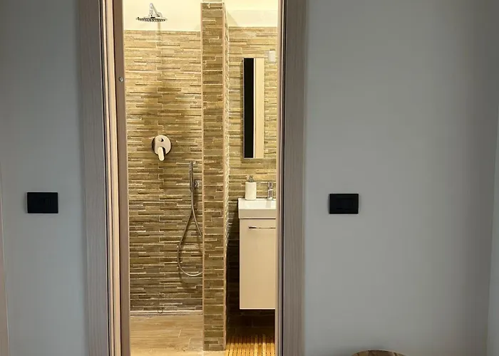 Bellagio View Rosabella With Swimming-pool 公寓 奇文纳